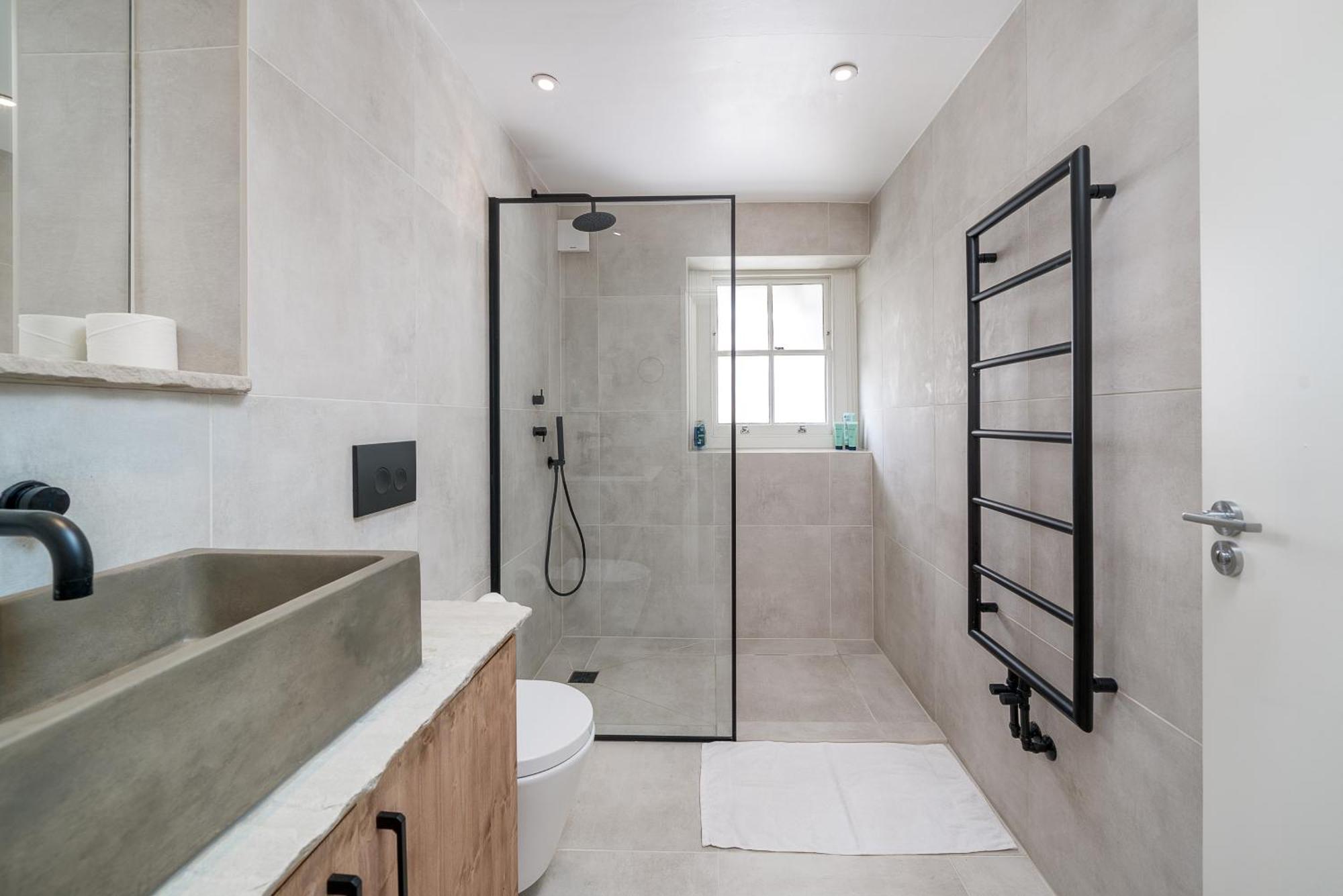 Lovely 2 Bed 1 Bath In Wc1 Appartamento